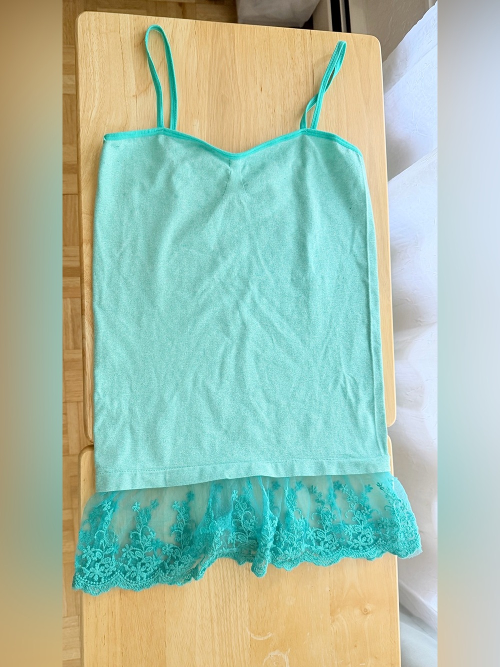 Tarea by rue21 Aqua Turquoise Lace Hem Camisole – Size S/M